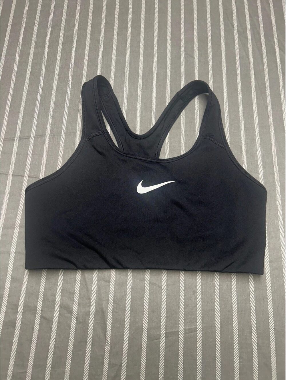 Nike Dri-Fit Women's Swoosh Sports Bra Large